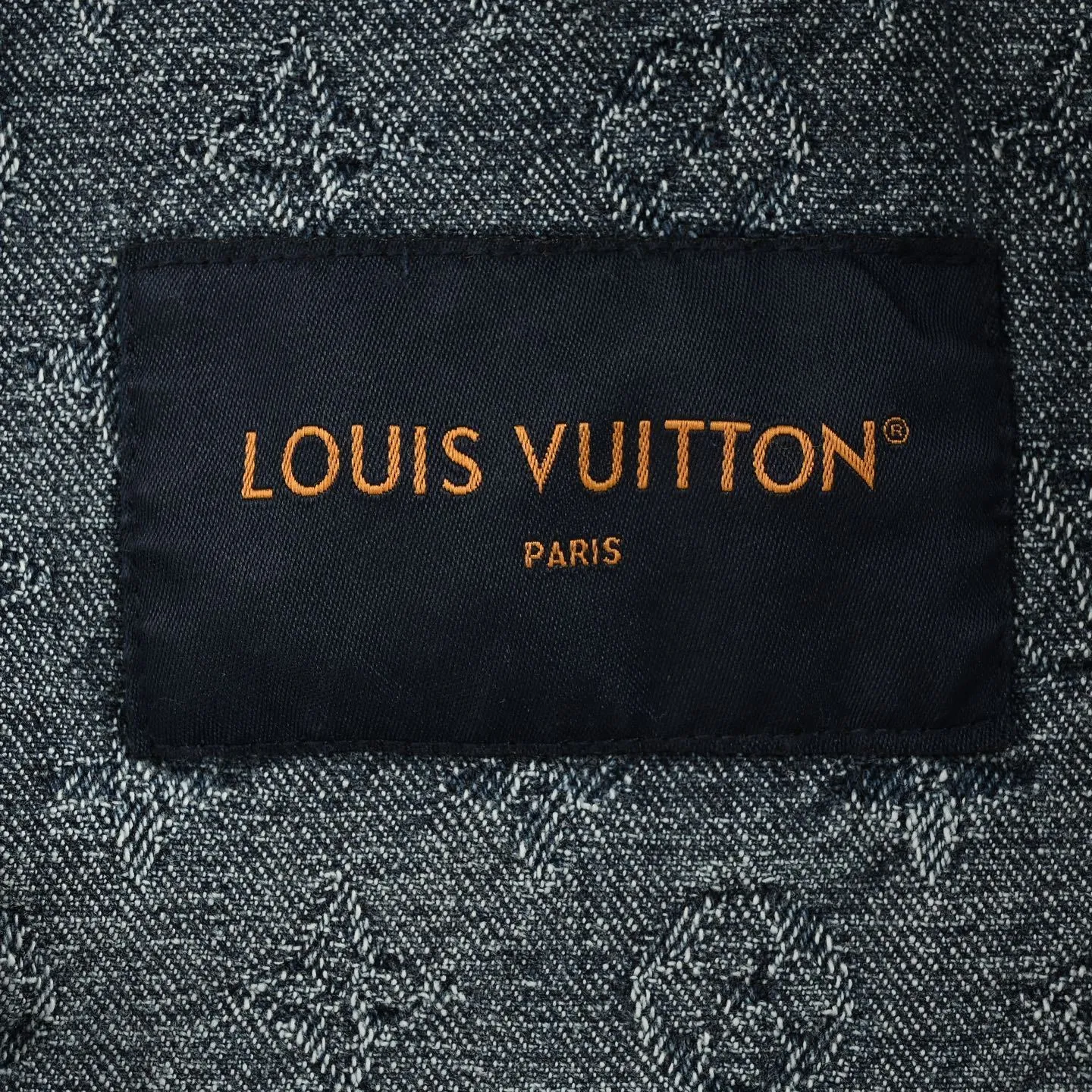 Louis/ 25Fw